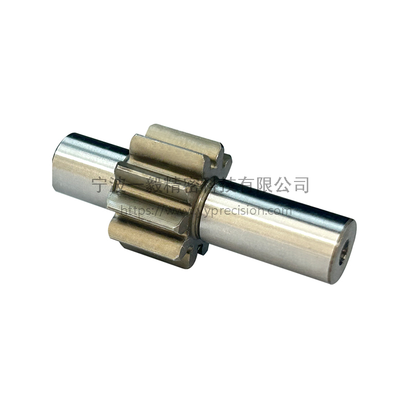 Bicycle gear mid-section fine adjustment screw