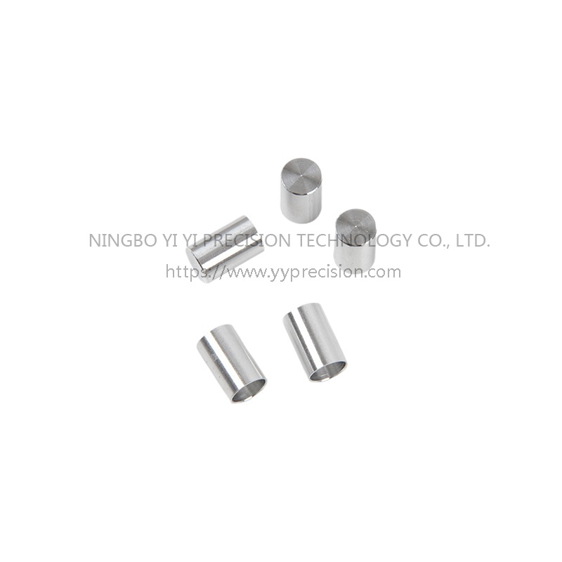 Stainless steel pipe connectors
