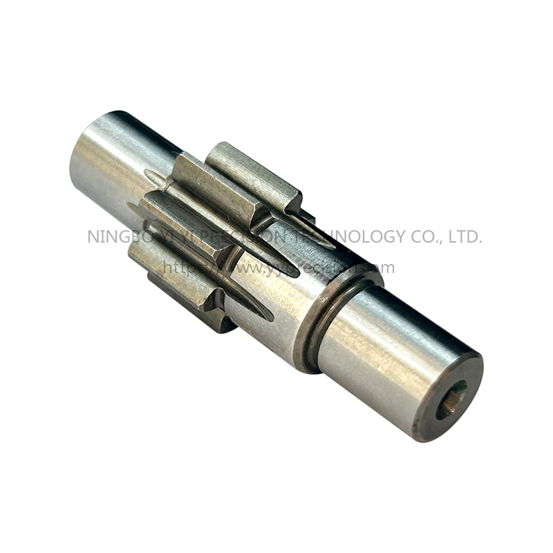 Bicycle gear mid-section fine adjustment screw