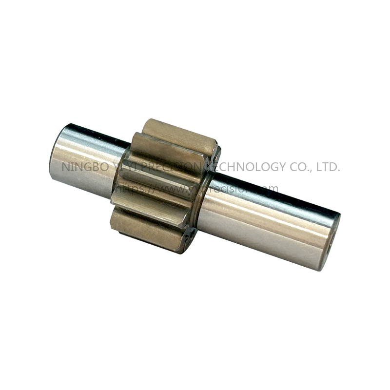 Bicycle gear mid-section fine adjustment screw